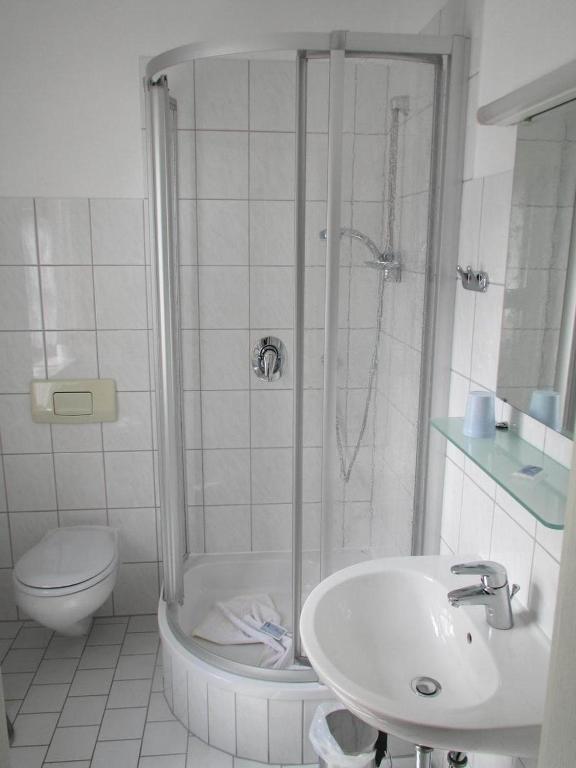 Hotel Pension Am Kurzentrum 바트수데로드 객실 사진