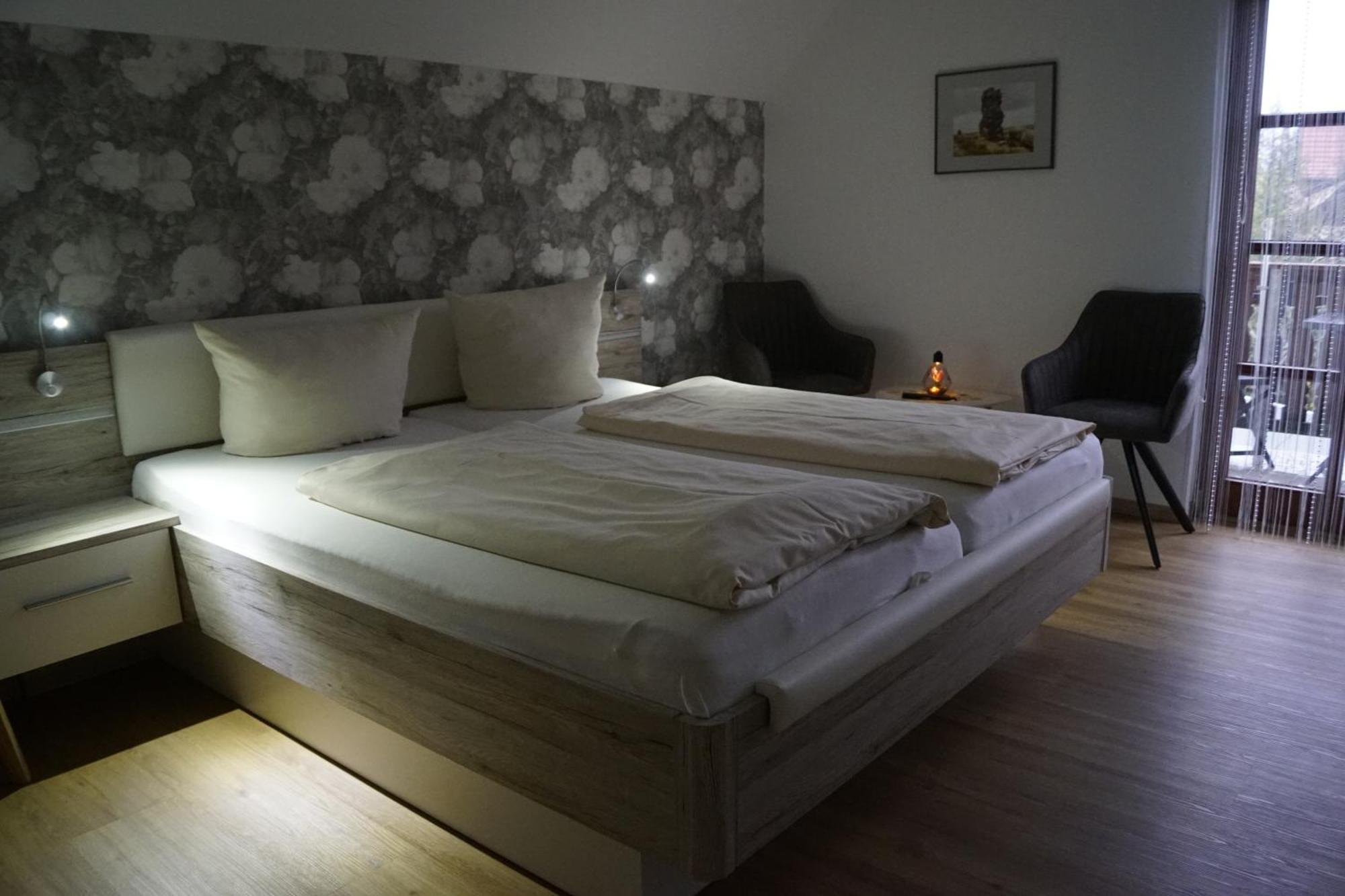 Hotel Pension Am Kurzentrum 바트수데로드 외부 사진